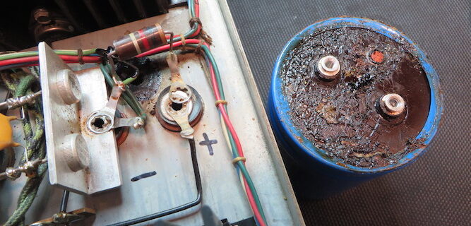 Bob the Tech Audio restores and repairs vintage amplifiers like this McIntosh Laboratories MC2100.