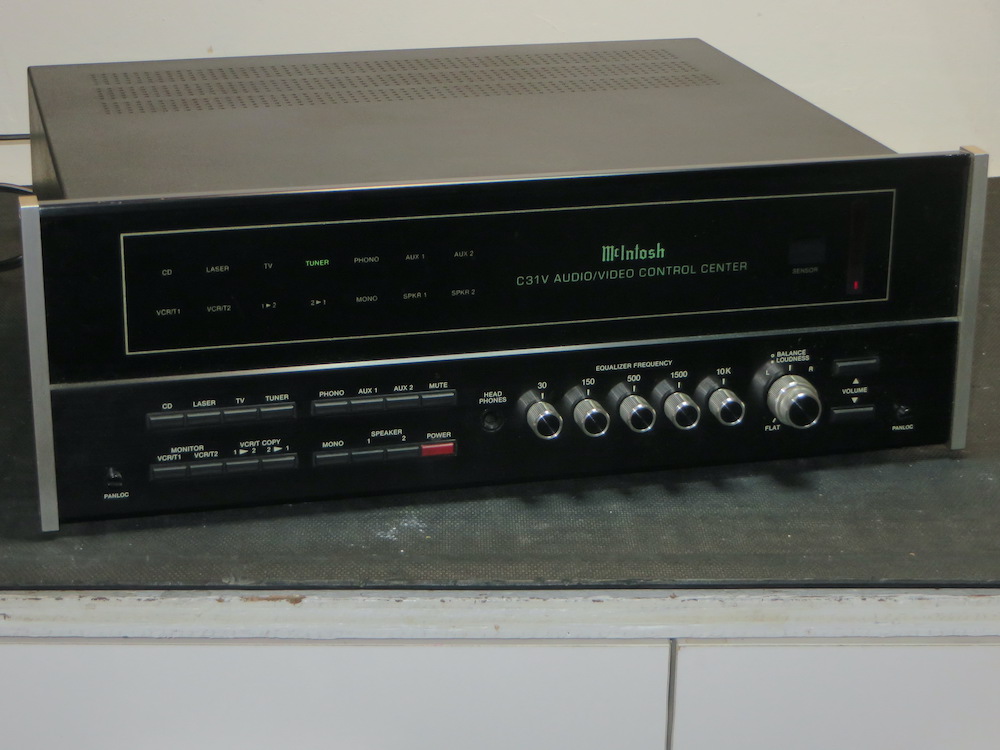 Listening to a C31V after repair at Bob the Tech Audio